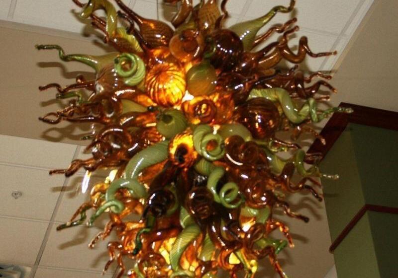 هتل The Resort At Governor's Crossing