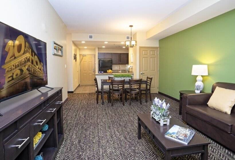 هتل The Resort At Governor's Crossing