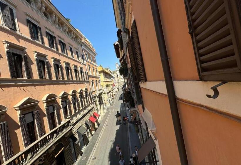 هتل Townhouse Condotti 29