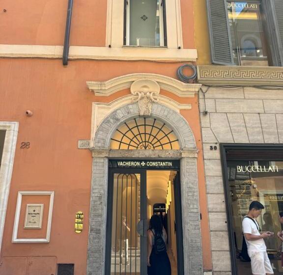 هتل Townhouse Condotti 29