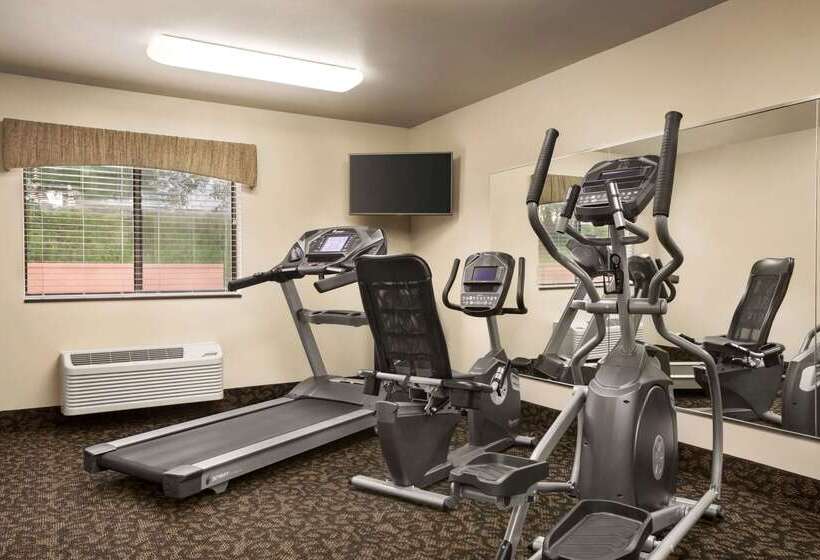 ホテル Travelodge By Wyndham Brunswick Near Fredrick