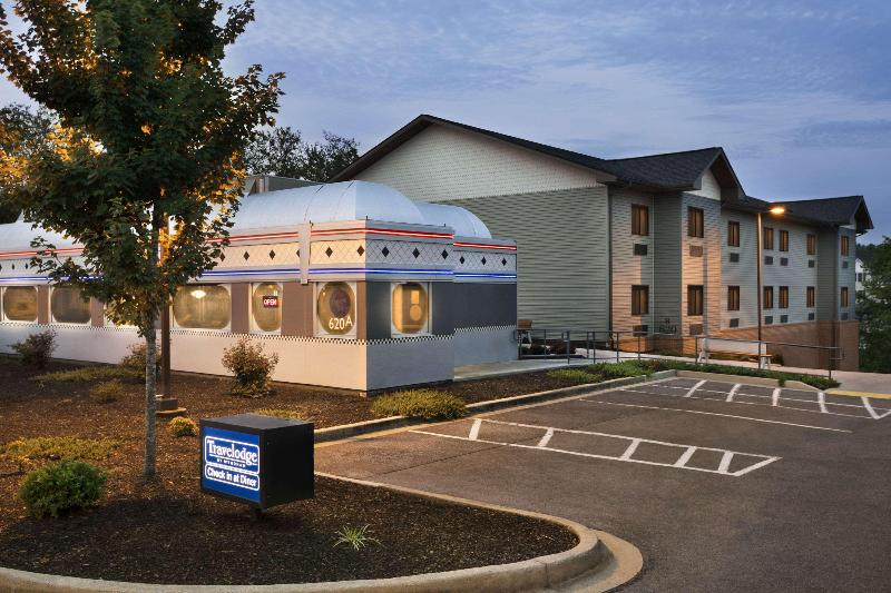 ホテル Travelodge By Wyndham Brunswick Near Fredrick
