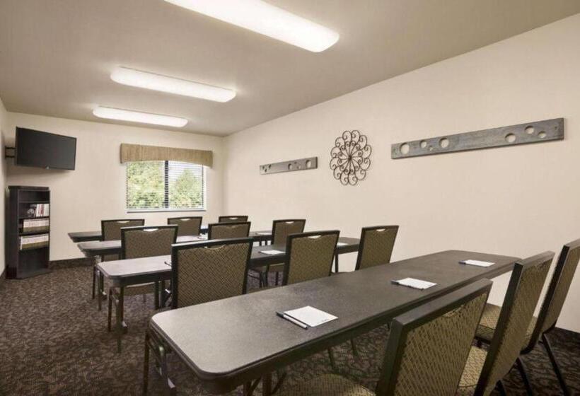 ホテル Travelodge By Wyndham Brunswick Near Fredrick