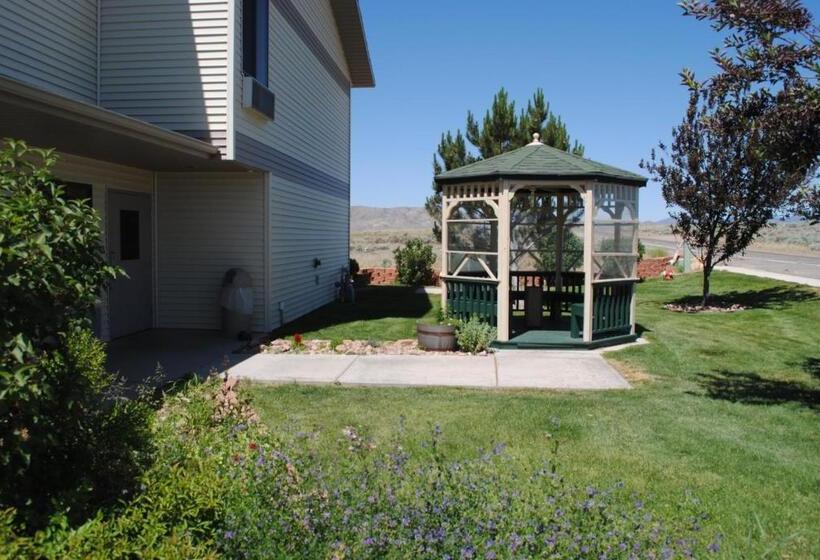 فندق Travelodge By Wyndham Milford