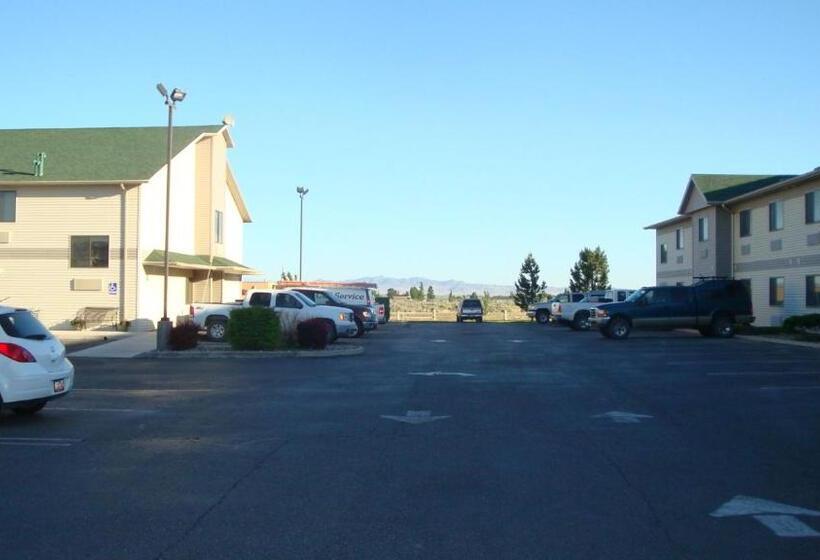 فندق Travelodge By Wyndham Milford