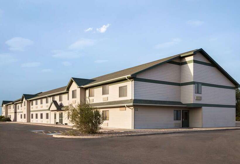 فندق Travelodge By Wyndham Pecos