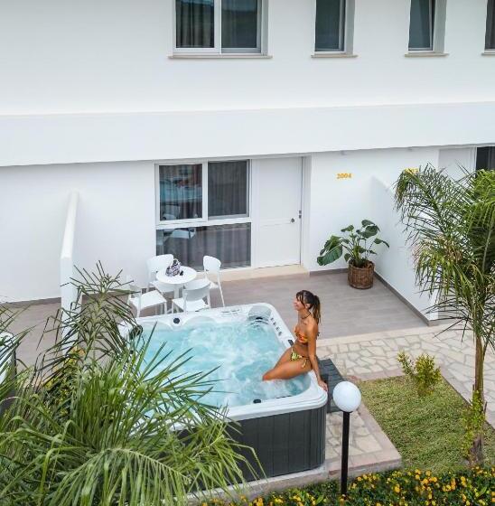 호텔 Vascellero Club Resort