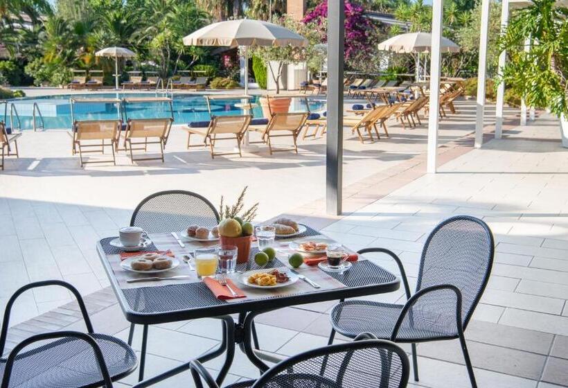 호텔 Vascellero Club Resort