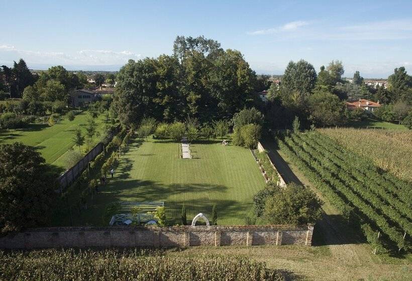 בית מלון כפרי Villa Alberti