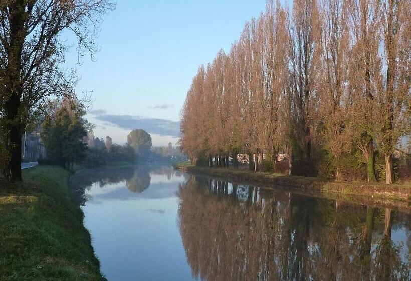 בית מלון כפרי Villa Alberti