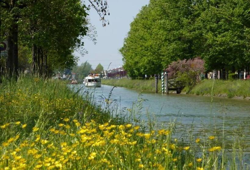 בית מלון כפרי Villa Alberti