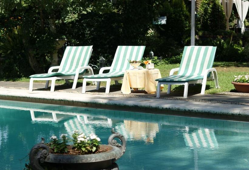 Отель Villa Paradiso Dell'etna