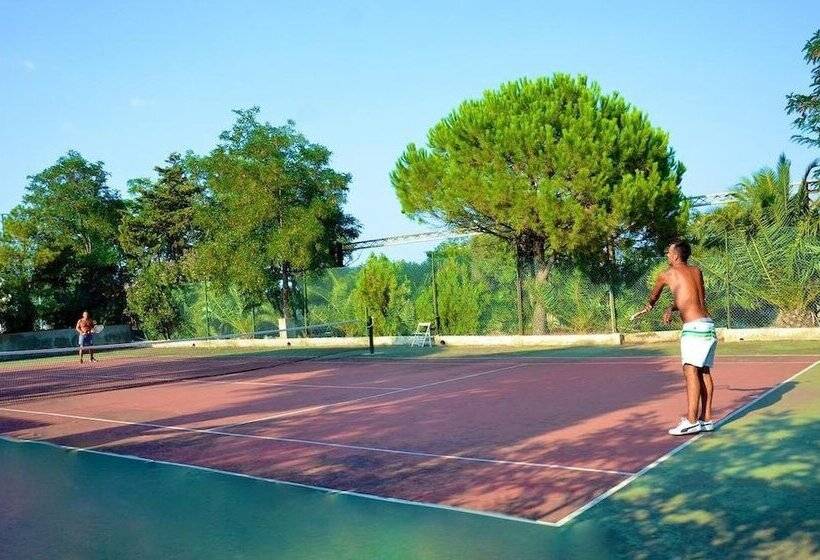 فندق Villaggio Faro Punta Stilo