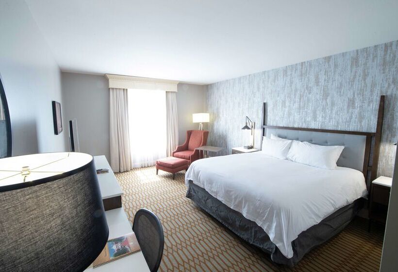 Virginia Crossings Hotel, Tapestry Collection By Hilton