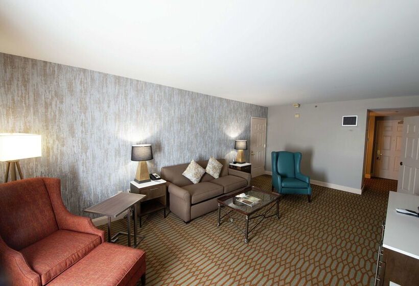 Virginia Crossings Hotel, Tapestry Collection By Hilton