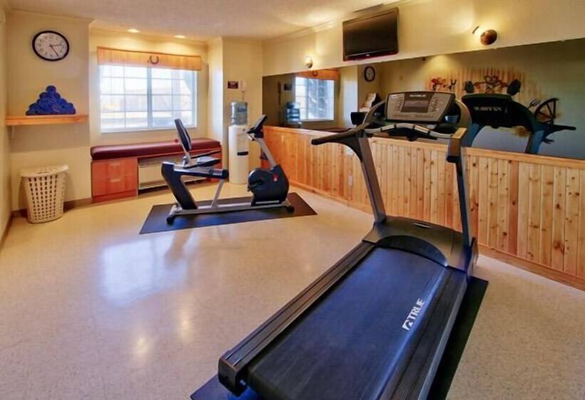 فندق Western Skies Inn & Suites