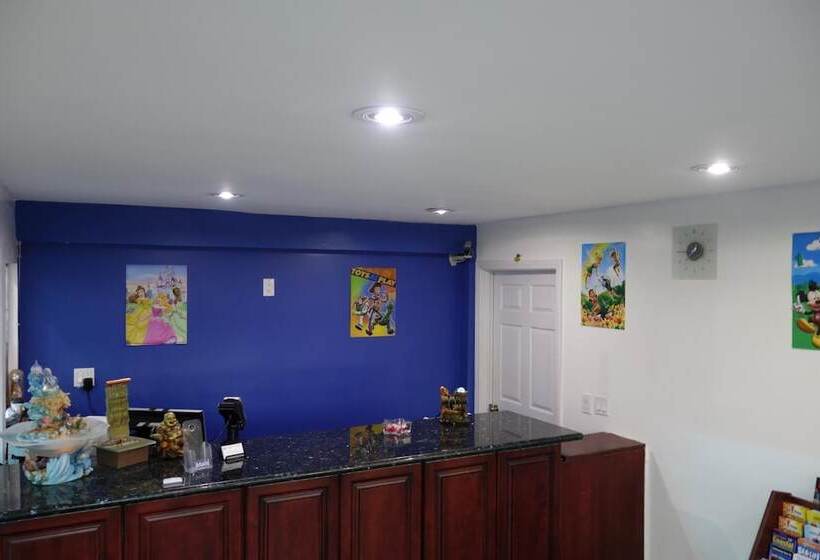 Little Boy Blue Motel