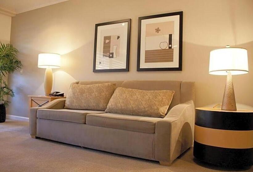 Marquis Villas Resort