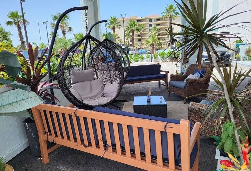 فندق على الطريق Beachside Hotel   Daytona Beach   No Pool