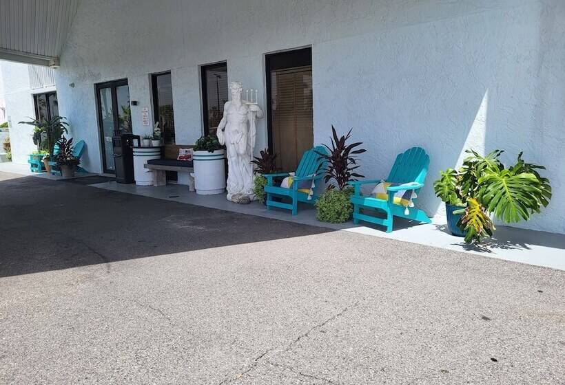فندق على الطريق Beachside Hotel   Daytona Beach   No Pool