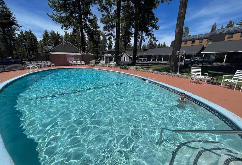 모텔 Tahoe Hacienda Inn