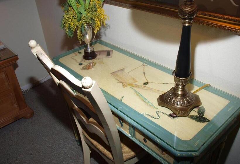 모텔 Rainbow Courts