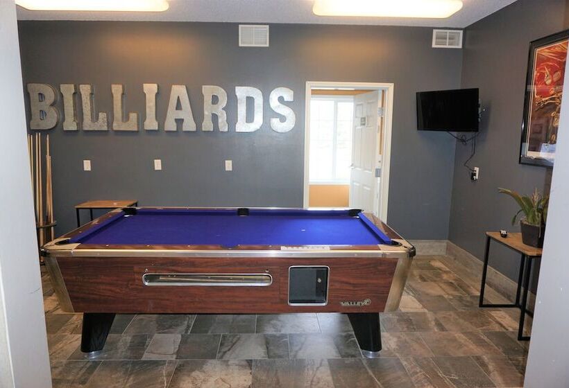 River Hills Hotel  Mankato