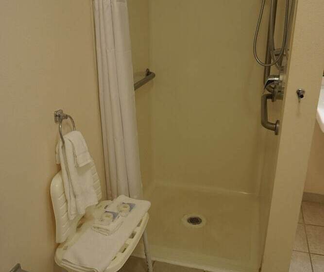 River Hills Hotel  Mankato