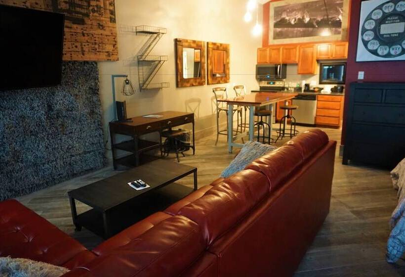 River Hills Hotel  Mankato