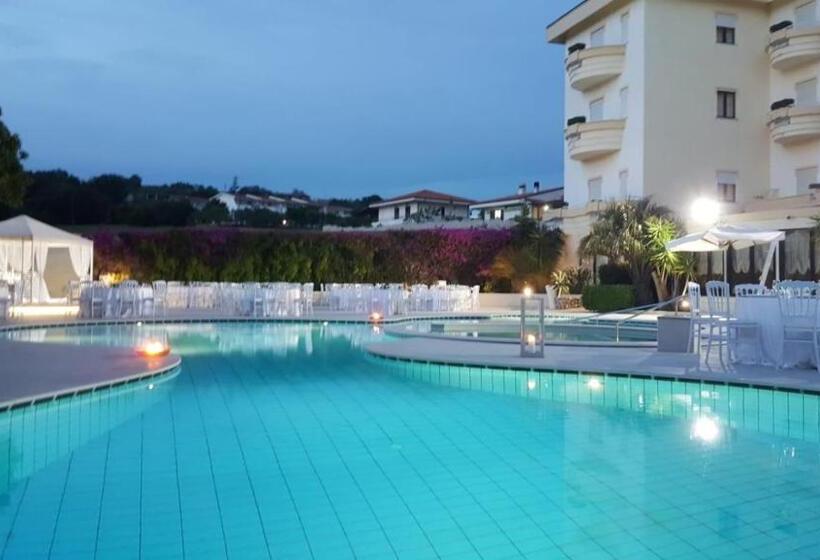 Sunshine Hotel & Spa