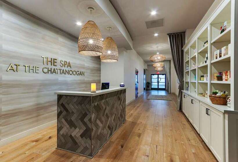 The Chattanoogan Hotel, Curio Collection By Hilton