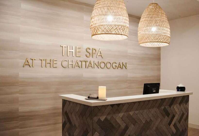 The Chattanoogan Hotel, Curio Collection By Hilton