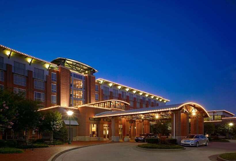 The Chattanoogan Hotel, Curio Collection By Hilton