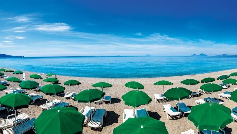 Villaggio Baia Calavà Hotel E Residence