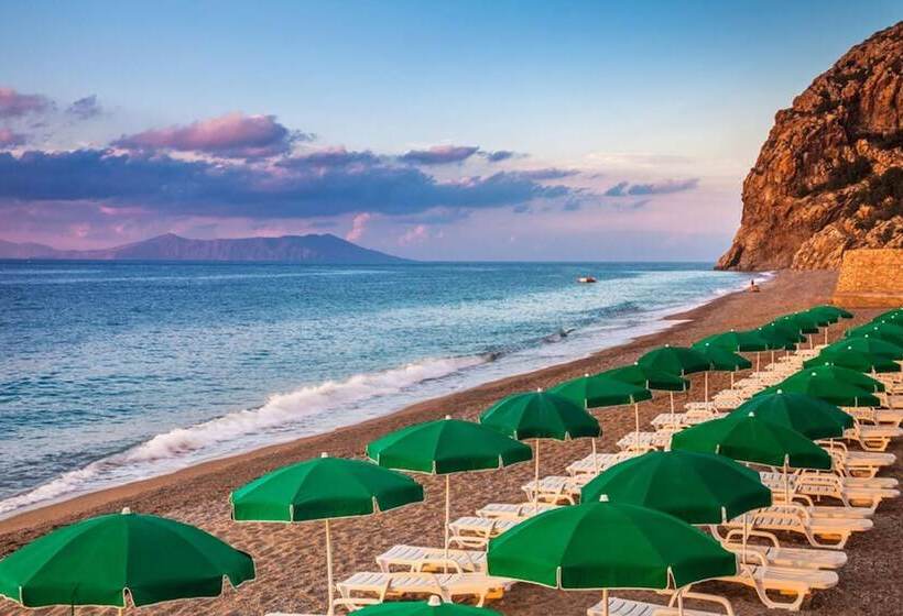 Villaggio Baia Calavà Hotel E Residence