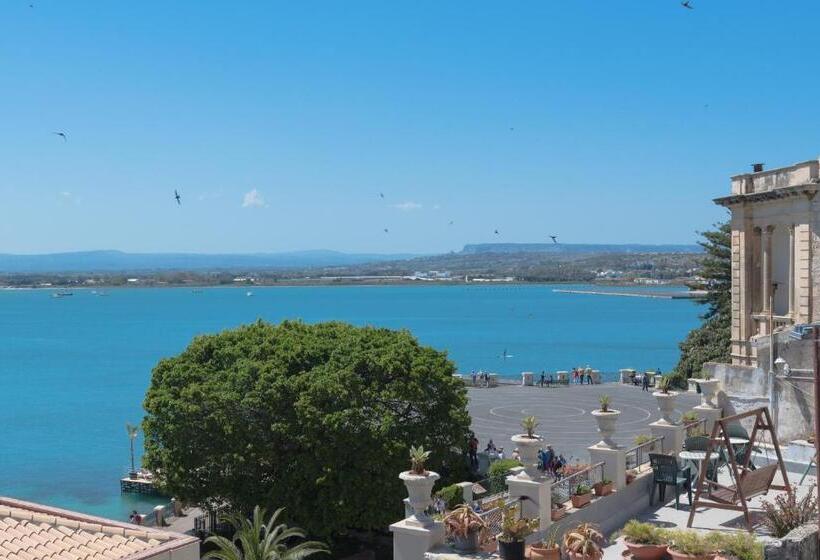 ベッドアンドブレックファースト Darsena Sunset Suites By Wonderful Italy