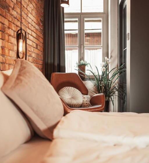 تختخواب و صبحانه Gentry11 Rooms&more