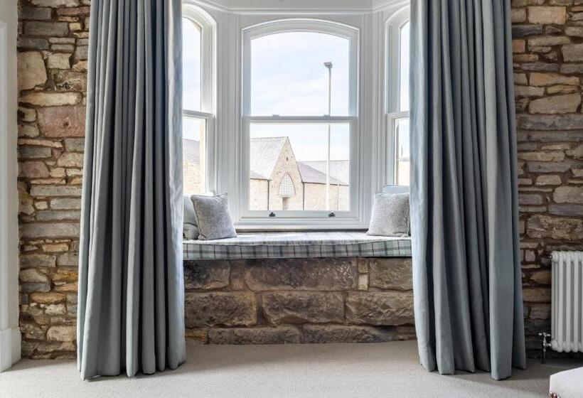 Bed and Breakfast Tithe Barn   Self Check In