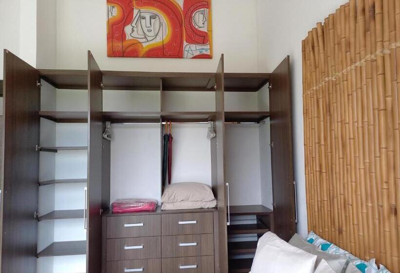 تختخواب و صبحانه Wayra Natura