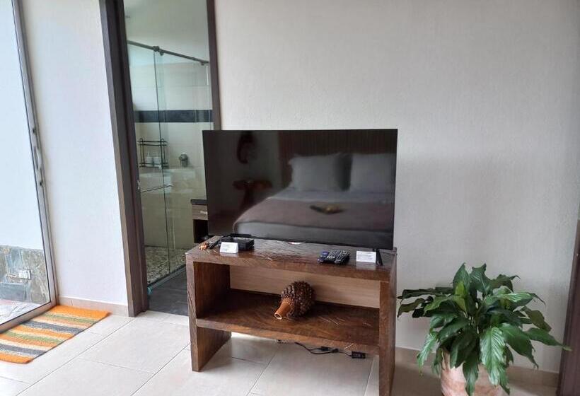 تختخواب و صبحانه Wayra Natura