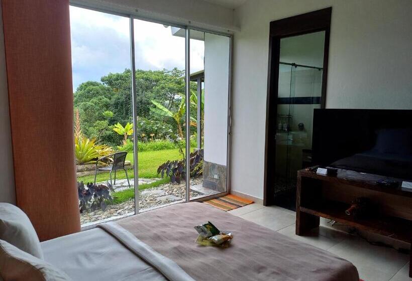 تختخواب و صبحانه Wayra Natura