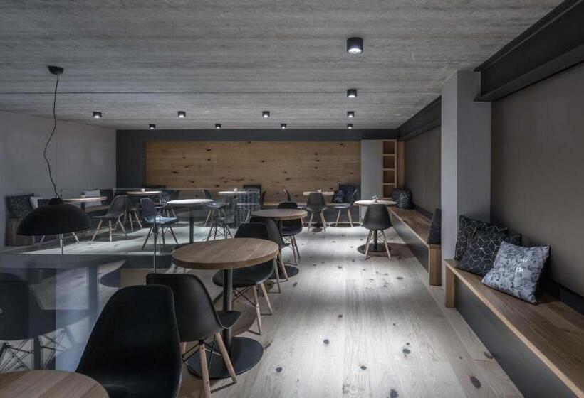 Boutique Hotel Vinařství Škrobák