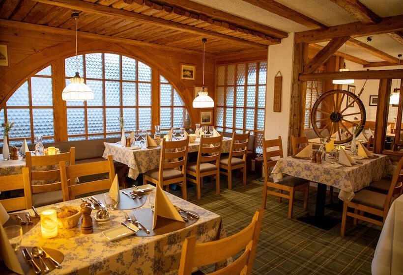 ホテル Alpenlodge Val Gronda