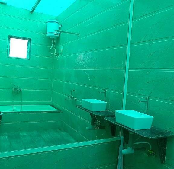 فندق Bimalfarm At Koroli Hills