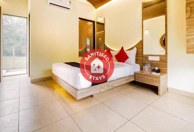 فندق Collection O 47512 Eleven Petals Resort