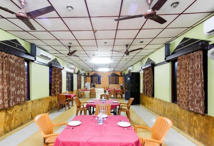 فندق Capital O 48495  & Club Melaange