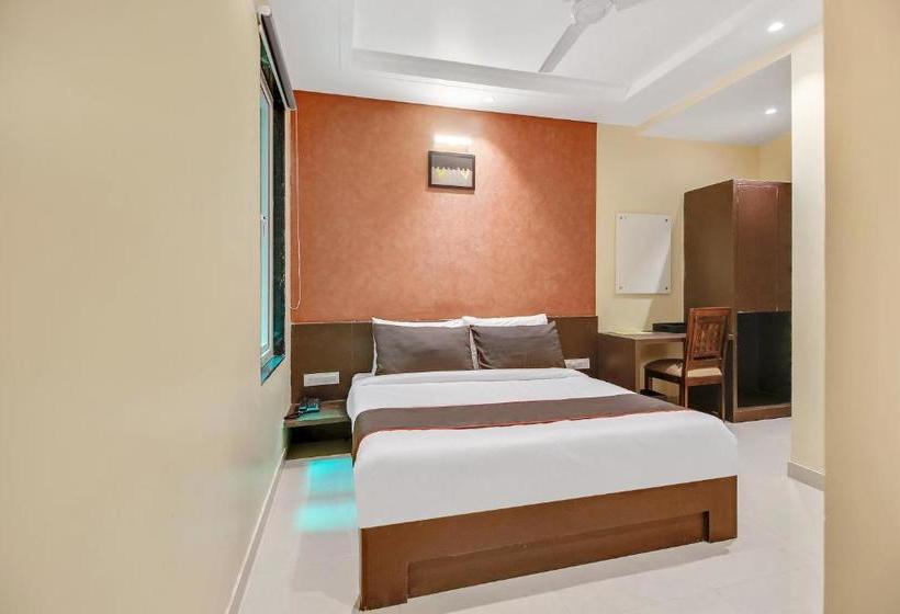 Hotel Collection O 41004 Shri Gopal Nagar