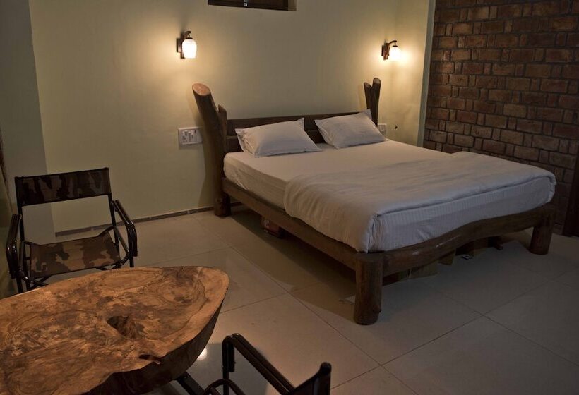 فندق Corbett Riviera