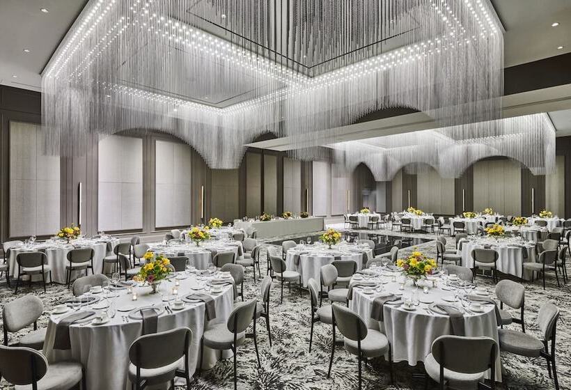 Daxton Hotel Birmingham, Curio Collection By Hilton