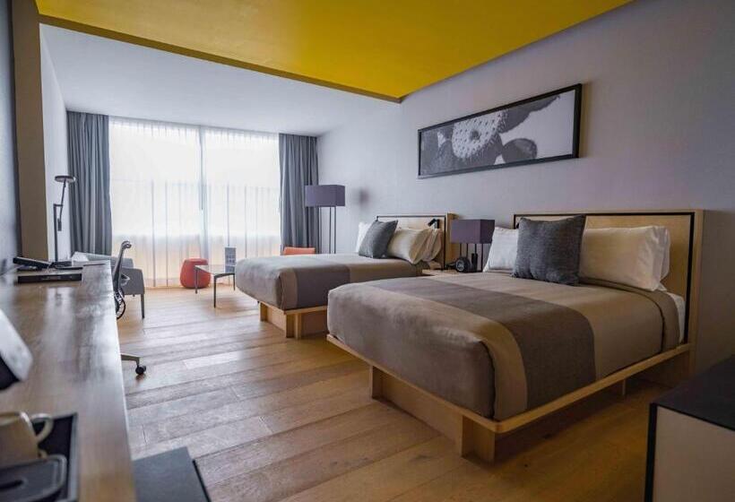 ホテル Galeria Plaza San Jeronimo